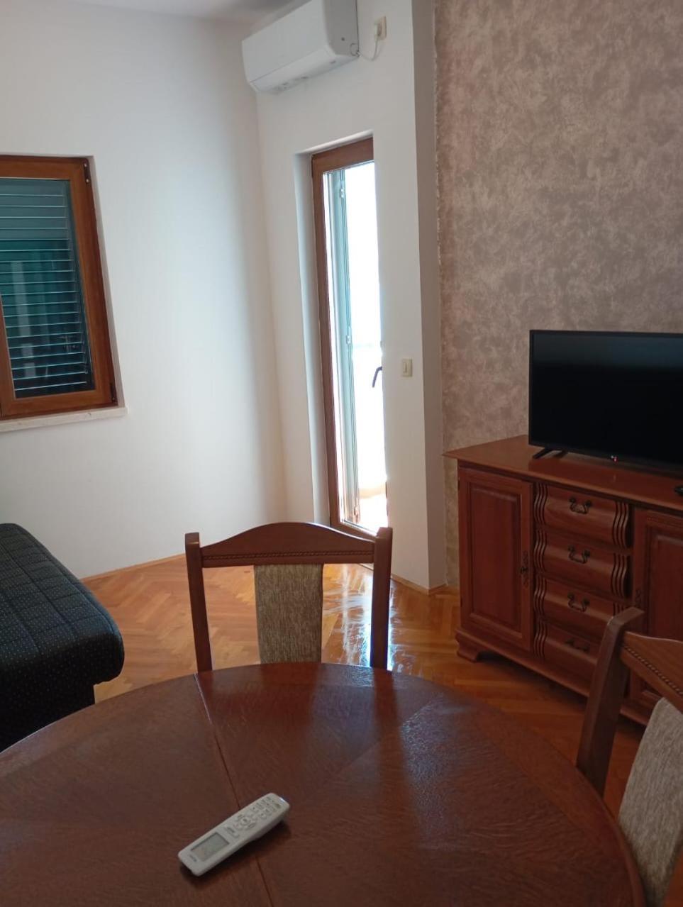 Apartments Cebra Herceg Novi Exterior photo